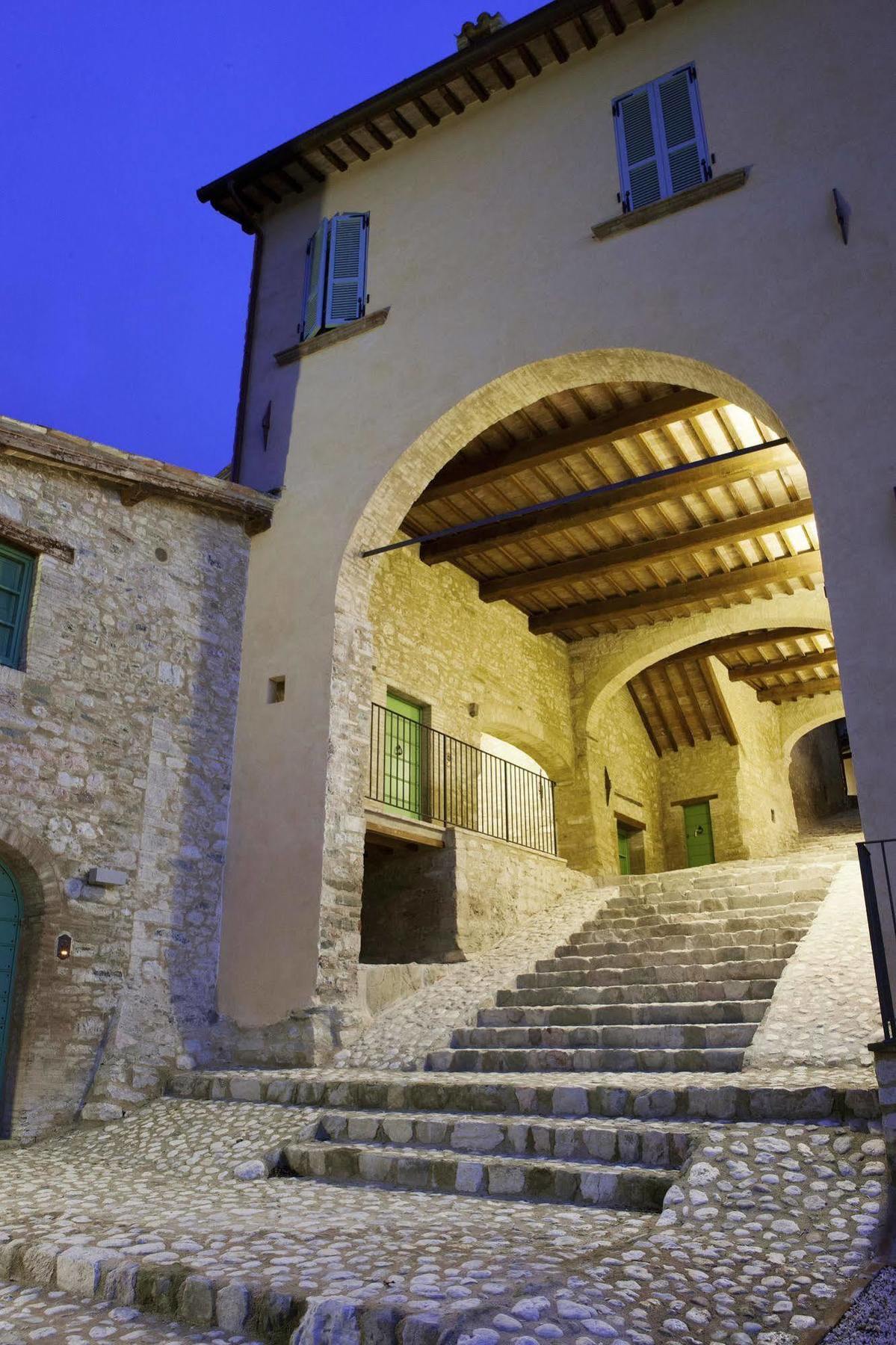 Borgo Di Gallano Valtopina Exterior photo